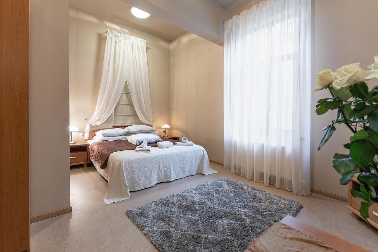 Room In Bb - Valensija - Suite For Two In Nice Hotel Jūrkalne المظهر الخارجي الصورة
