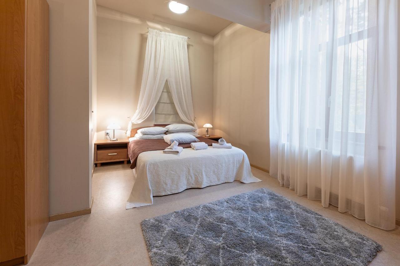 Room In Bb - Valensija - Suite For Two In Nice Hotel Jūrkalne المظهر الخارجي الصورة